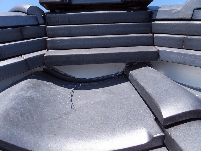 棟の端部の漆喰